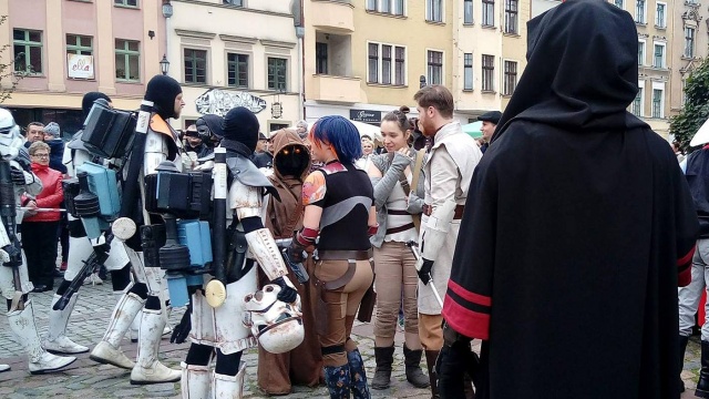 Parada postaci z Gwiezdnych Wojen przeszła ulicami Torunia