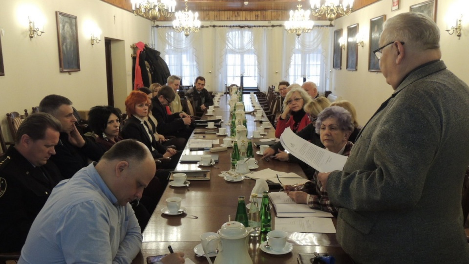 Spotkanie ze służbami odbyło się z inicjatywy przewodniczącego Bydgoskiej Rady Seniorów. Fot. Damian Klich