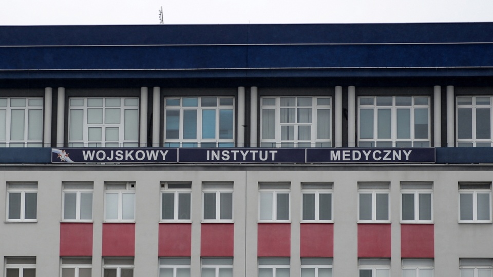 Centralny Szpital Kliniczny MON Wojskowego Instytutu Medycznego przy ul. Szaserów w Warszawie, gdzie przebywa premier Beata Szydło. Fot. PAP/Jakub Kamiński