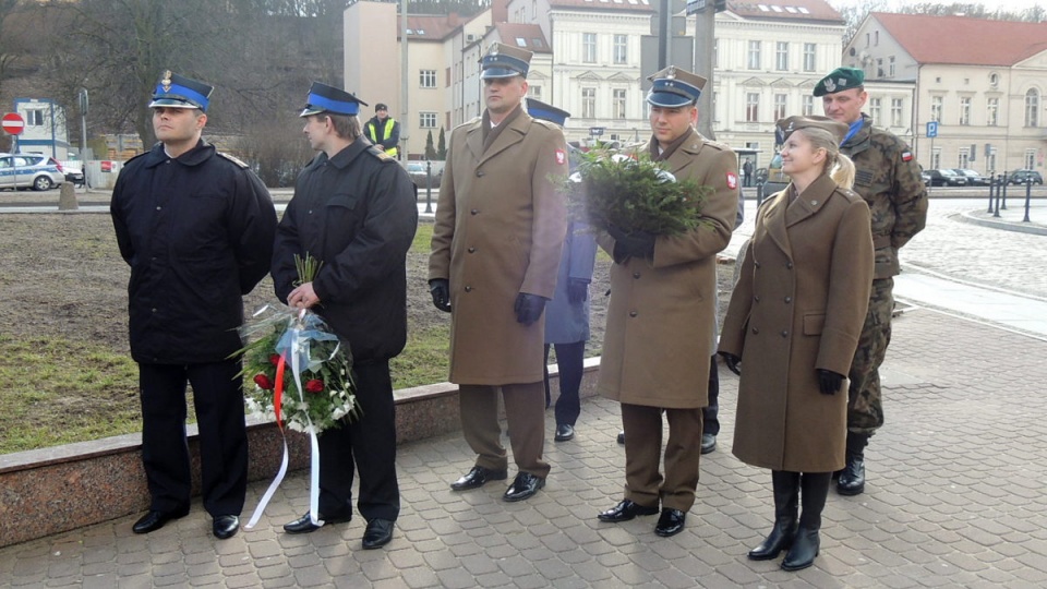 W programie uroczystości znalazły się również pokazy rycerskie oraz złożenie kwiatów pod pomnikiem Kazimierza Wielkiego. Fot. Damian Klich