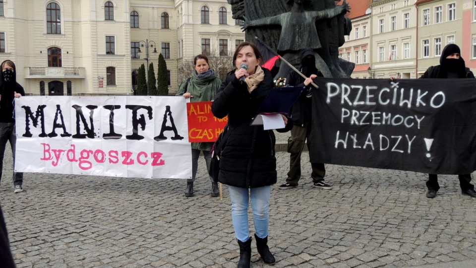 Bydgoszczanie protestowali przeciwko ingerencji w prawa kobiet. Fot. Damian Klich