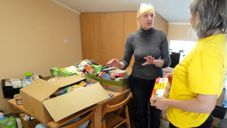 Paczki żywnościowe będzie można odebrać w Centrum Organizacji Pozarządowych i Wolontariatu we Włocławku oraz w kilku szkołach. Fot. Sławomir Kukiełczyński