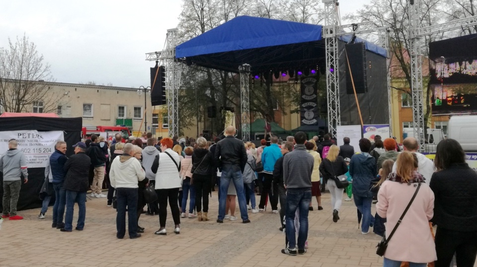 Na scenie w Rypinie prezentują się zespoły młodzieżowe i dziecięce, a gwiazdą wieczoru będzie Cleo. Fot. Robin Jesse