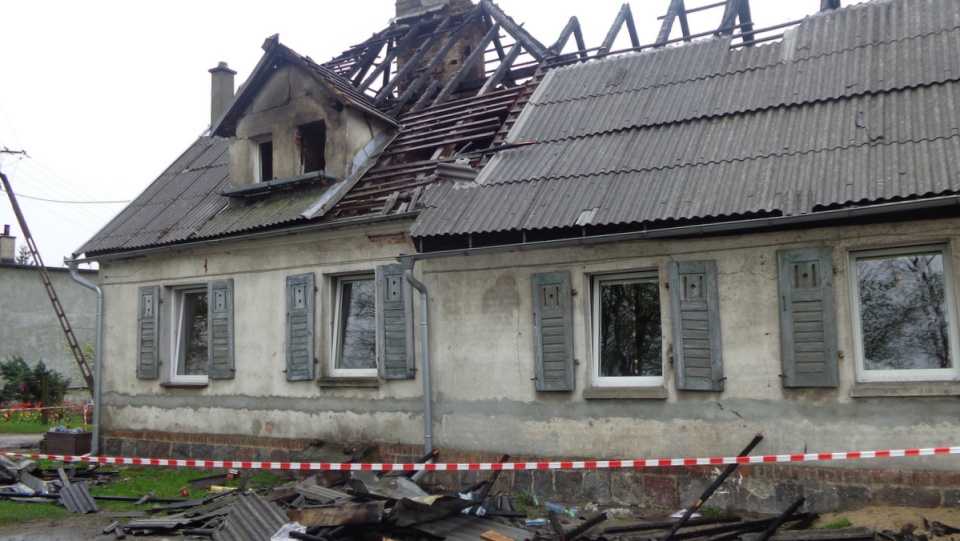 W budynku dawnego dworku znajdują się obecnie mieszkania komunalne. Fot. Marcin Doliński