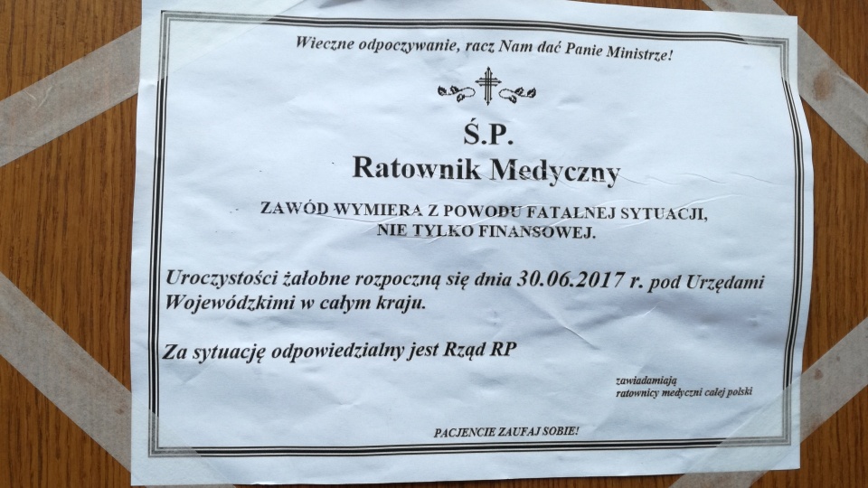 W ramach ogólnopolskiego protestu, ratownicy medyczni żądali m.in. wyższych zarobków i poprawy warunków pracy. Fot. Monika Siwak-Waloszewska