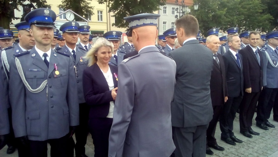 Minister Spraw Wewnętrznych i Administracji uczestniczył w uroczystościach uroczystościach Wojewódzkiego Święta Policji w Chełmnie. Fot. Marcin Doliński