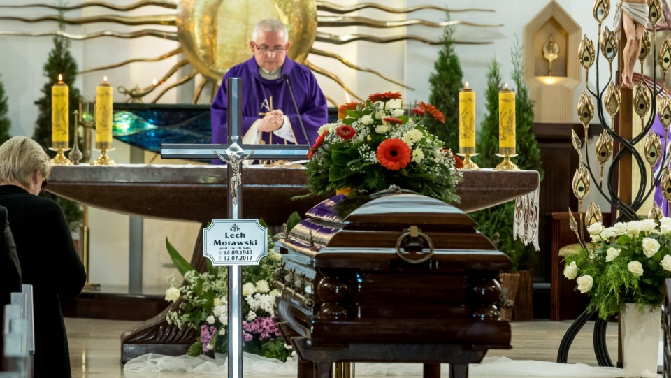 Uroczystości pogrzebowe sędziego Trybunału Konstytucyjnego, profesora Lecha Morawskiego, 17 bm. w Toruniu. Fot. PAP/Tytus Żmijewski