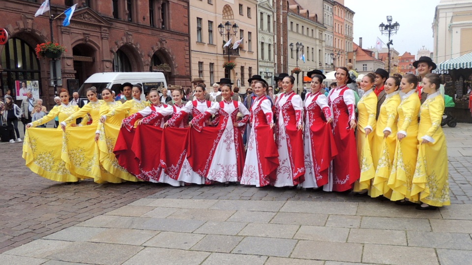 Artyści z Brazylii zwiedzili dziś Toruń. Fot. Michał Zaręba