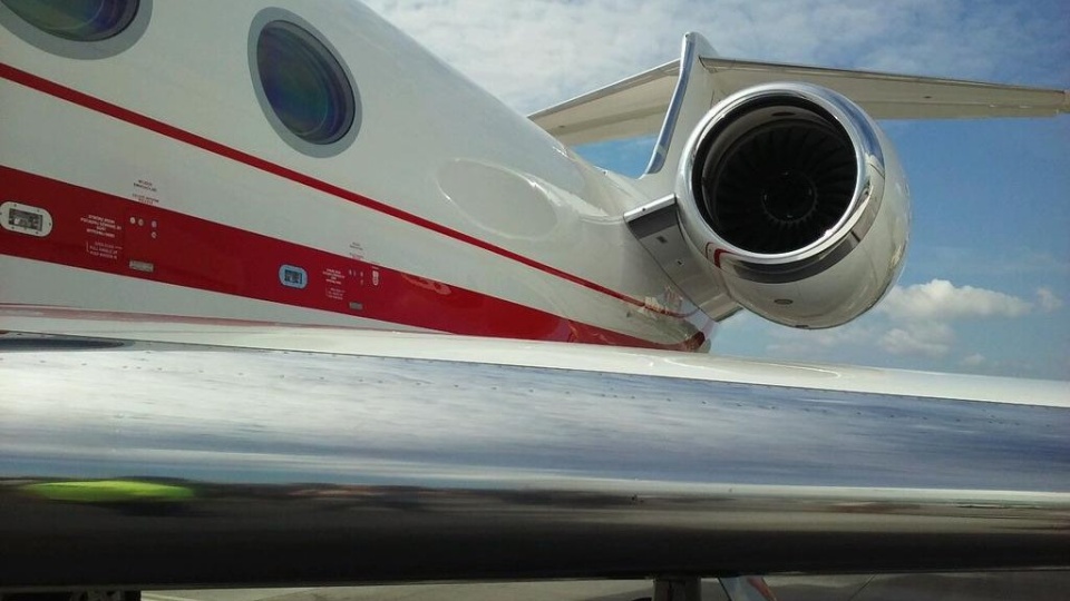 W sobotę na lotnisku w Bydgoszczy wylądował drugi samolot przeznaczony do transportu najważniejszych osób w państwie - Gulfstream G550. Fot. Kamila Zroślak