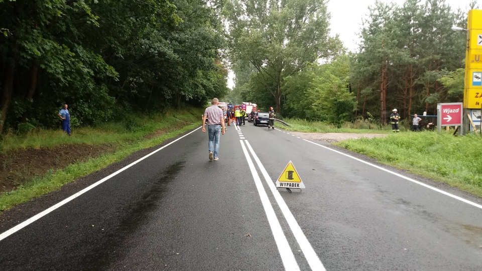 W miejscowości Niewierz w powiecie brodnickim zderzyły się dwa samochody osobowe. Fot. Policja