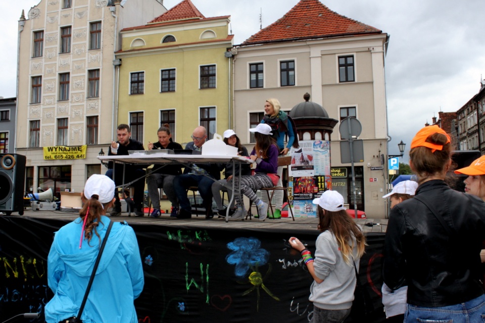 W samym centrum miasta zorganizowano warsztaty parkour, graffiti, i rap/bitbox. Fot. Monika Kaczyńska