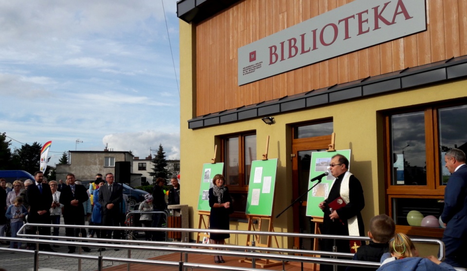 Uroczyste otwarcie biblioteki. Fot. Kamila Zroślak