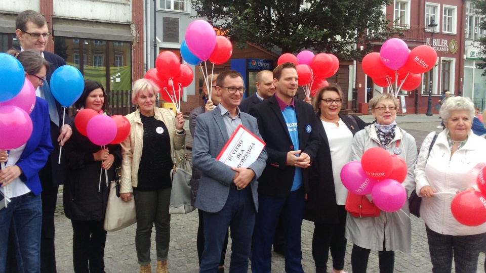 Ponad pół tysiąca podpisów zebrano pod obywatelskim projektem finansowania zabiegów in vitro z budżetu grudziądzkiego samorządu. Fot. Marcin Doliński