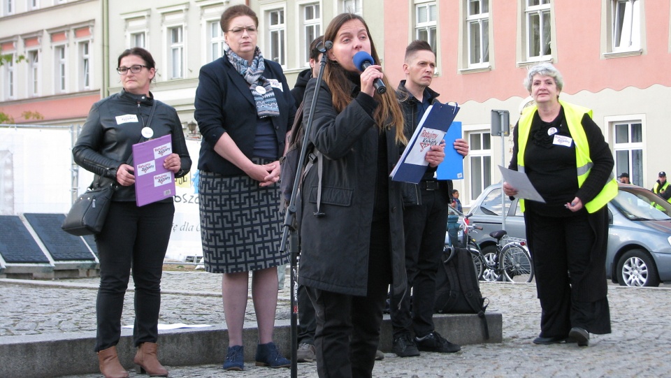 Czarny protest w Bydgoszczy. Fot. Robert Erdmann