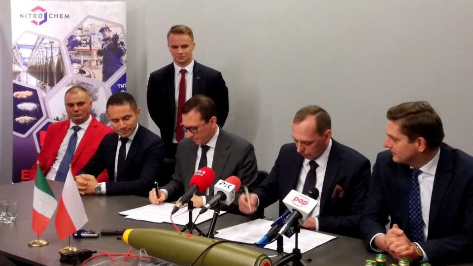 Bydgoski Nitrochem i firma RWM Italia, produkować będą wspólnie bomby lotniczycze. Fot. Robin Jesse