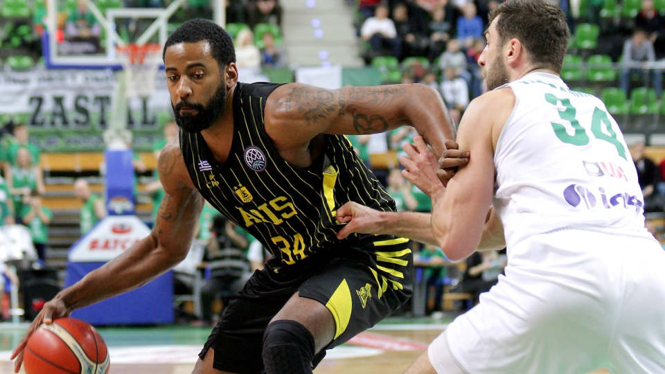 Zdjęcie z meczu Stelmet BC Zielona Góra kontra Aris Saloniki w 8. kolejce grupy D Ligi Mistrzów FIBA. Fot. PAP/Lech Muszyński