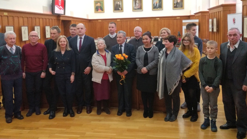 Medale Unitas Durat Palatinatus Cuiaviano-Pomeraniensis otrzymali w czwartek: Hieronima Pawelska, Jacek Wiśniewski, Kazimierz Zagubień, Wojciech Dybowski i Zygfryd Stanisław Siałkowski. Fot. Wiktor Strumnik