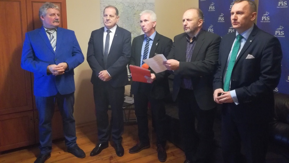 Działacze tej partii zorganizowali konferencję prasową, na której poinformowali o atutach miasta, które chcą wykorzystać w kampanii wyborczej. Fot. Marcin Doliński