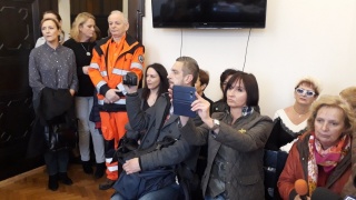 Przez lata miały okradać lecznicę w Żninie. Proces znów się nie rozpoczął
