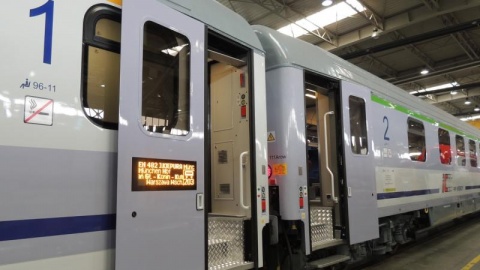 Pesa wyremontuje 123 wagony pasażerskie dla PKP Intercity