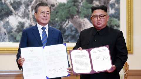 Korea Płn. zgodziła się podjąć kroki do denuklearyzacji