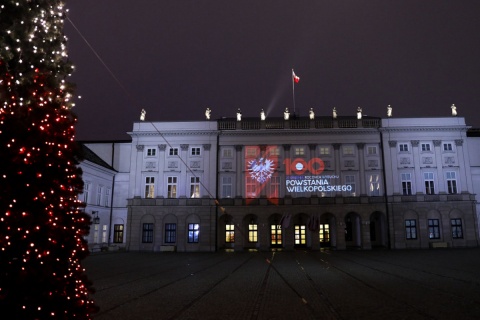 Iluminacja na Pałacu Prezydenckim w 100. rocznicę wybuchu powstania wielkopolskiego