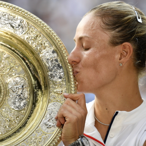 Wimbledon - trzeci wielkoszlemowy tytuł Kerber, pierwszy w Londynie