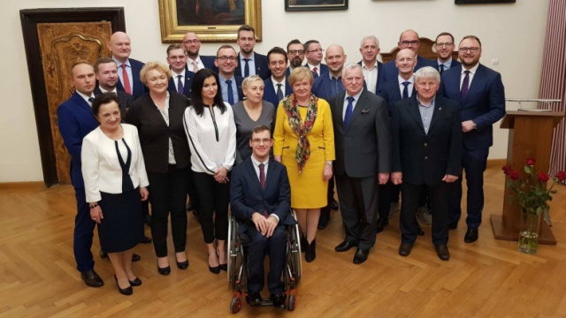 Radni i prezydent Torunia odebrali zaświadczenia o wyborze