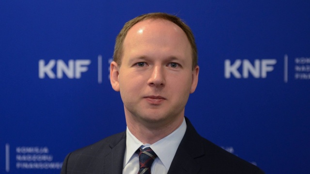 Premier wezwał szefa KNF na spotkanie w KPRM w środę rano