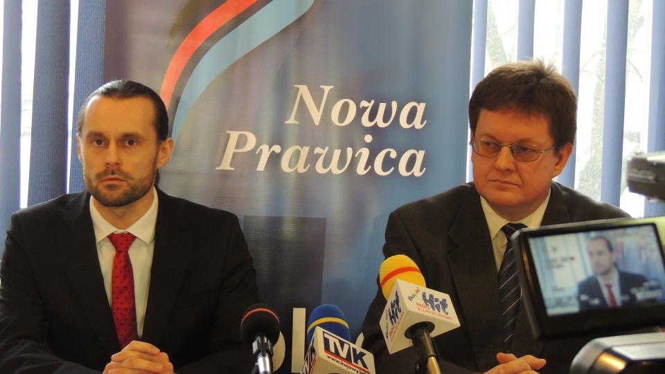 Partia chce zebrać sto tysięcy podpisów, by złożyć ustawę w Sejmie. Fot. Marek Ledwosiński