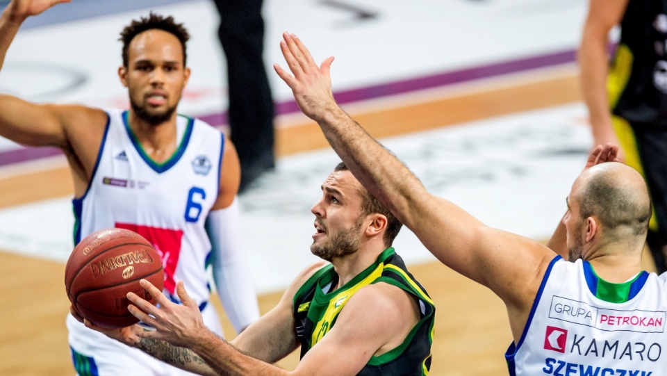 Zdjęcie z meczu Anwil Włocławek kontra Miasto Szkła Krosno w 17. kolejce ekstraklasy koszykarzy 2017/2018. Fot. PAP/Tytus Żmijewski