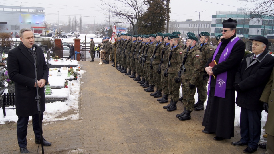 Bydgoszczanie uczcili pamięć tych, którzy na frontach II wojny światowej oddali życie za ojczyznę. Fot. Henryk Żyłkowski