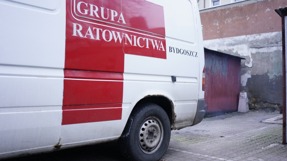 Stary ambulans, którym jeździ Bydgoska Grupa Ratownictwa PCK, przejeździł już 400 tys. kilometrów. Fot. nadesłan