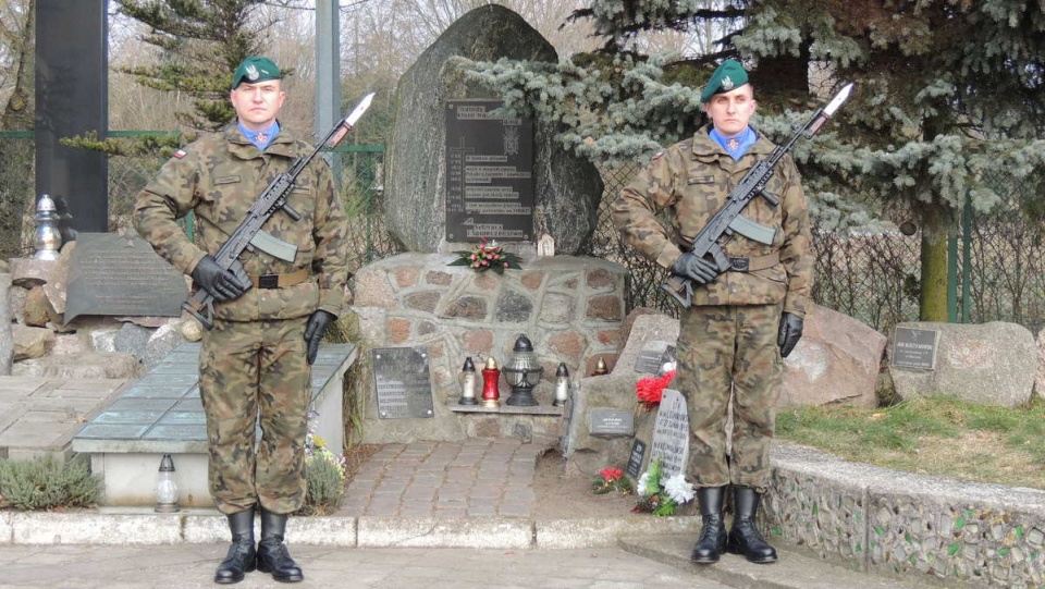 Uroczystości upamiętniające 78. ricznicę wywózek na Syberię odbyły się w parafii Świetych Polskich Braci Męczenników w Bydgoszczy. Fot. Damian Klich