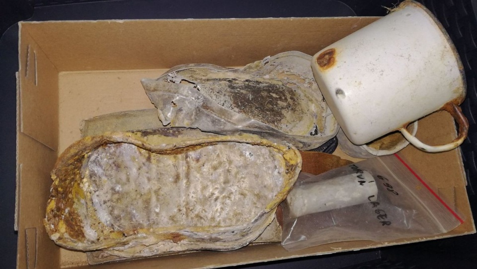 Przedmioty znalezione podczas ekshumacji na toruńskich Glinkach otrzymały dwa toruńskie muzea. Fot. Michał Zaręba