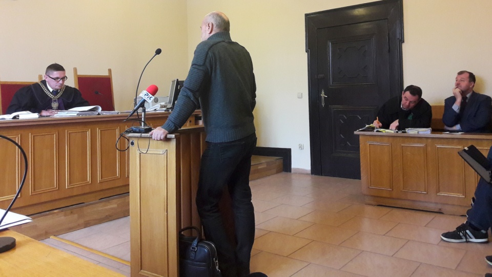 F- Wezwanie policji na sesję bydgoskiej rady miasta było oceniane negatywnie przez samorządowców z innych miast - mówił przed sądem Lech Zagłoba-Zygler. ot. Tatiana Adonis