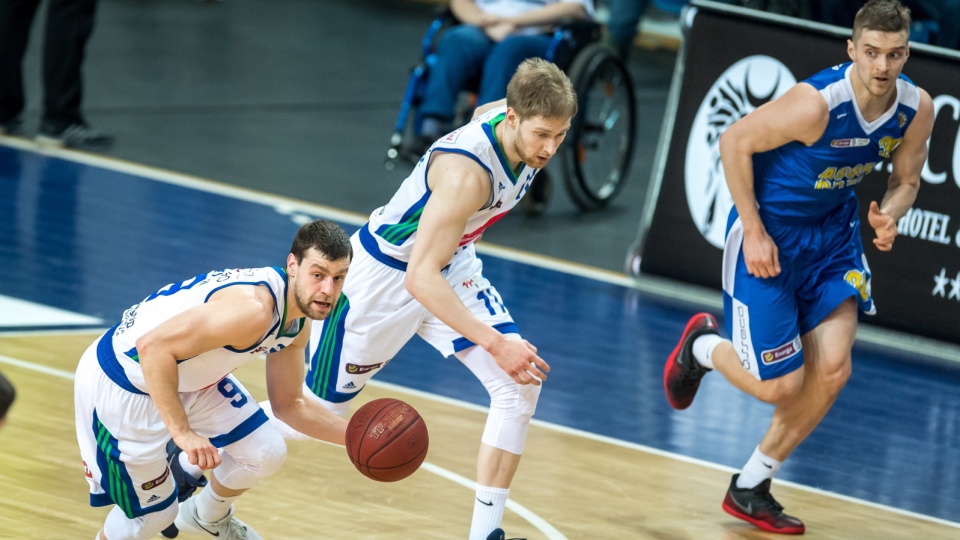 Zdjęcie z meczu Anwil Włocławek kontra Asseco Gdynia w 22. kolejce ekstraklasy koszykarzy 2017/2018. Fot. PAP/Tytus Żmijewski