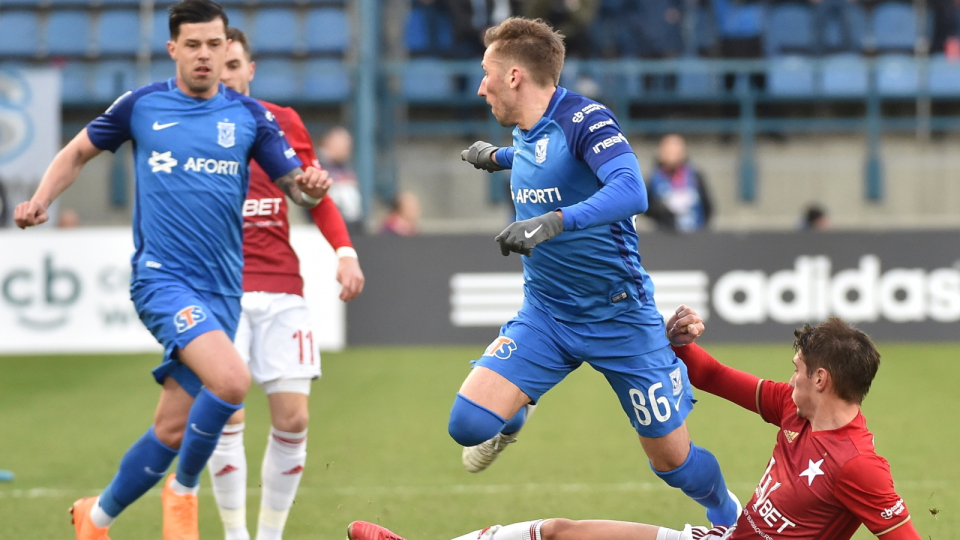 Zdjęcie z meczu Wisła Kraków kontra Lech Poznań w 29. kolejce ekstraklasy piłkarskiej 2017/2018. Fot. PAP/Jacek Bednarczyk