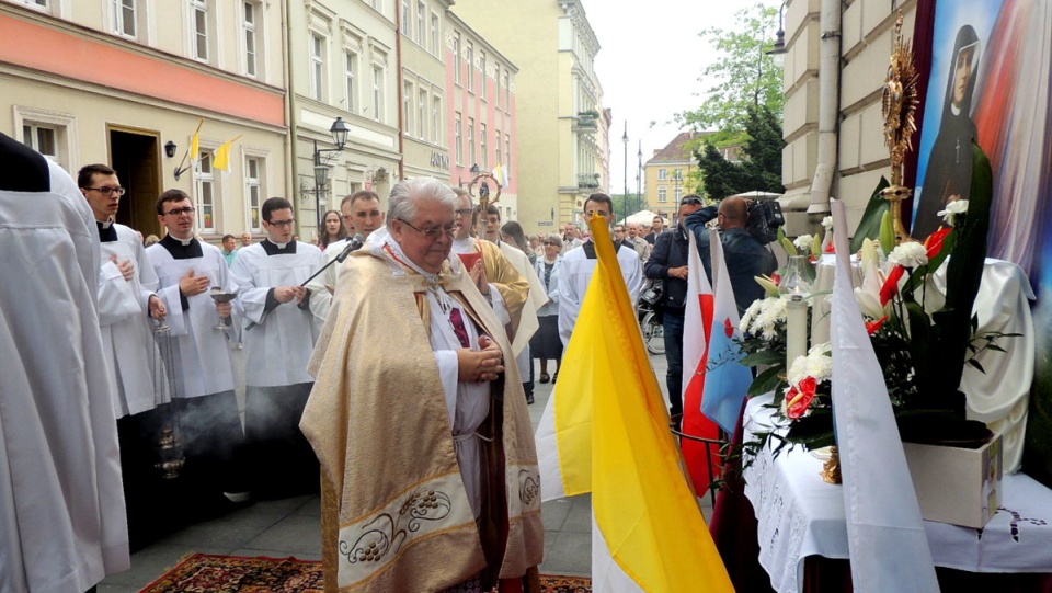 Bydgoskie obchody rozpoczną się o godz. 11 na Starym Rynku uroczystą mszą świętą pod przewodnictwem biskupa Jana Tyrawy/fot. Archiwum