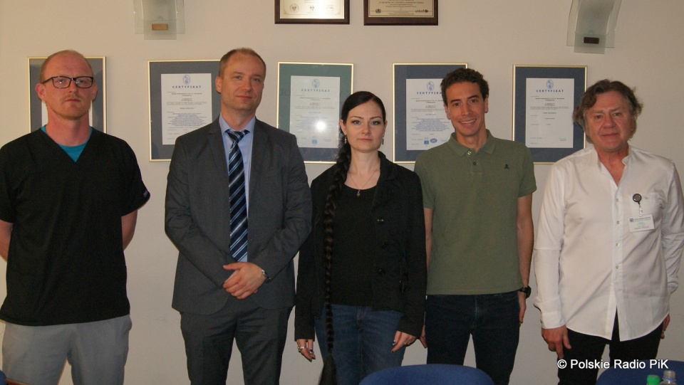 Od lewej: Robert Zacniewski, Miłosz Piontek, Liga Ose (Łotwa), Pablo Garmilla (Hiszpania) i Zbigniew Sobociński. Fot. Nadesłane