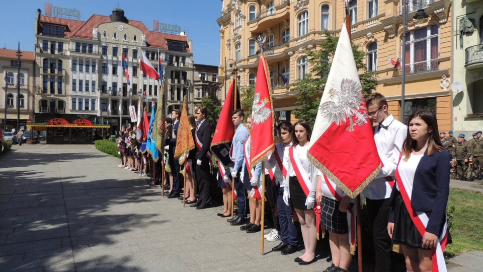 Uroczystość z okazji 73. rocznicy zakończenia II wojny światowej na pl. Wolności w Bydgoszczy/fot. Tatiana Adonis