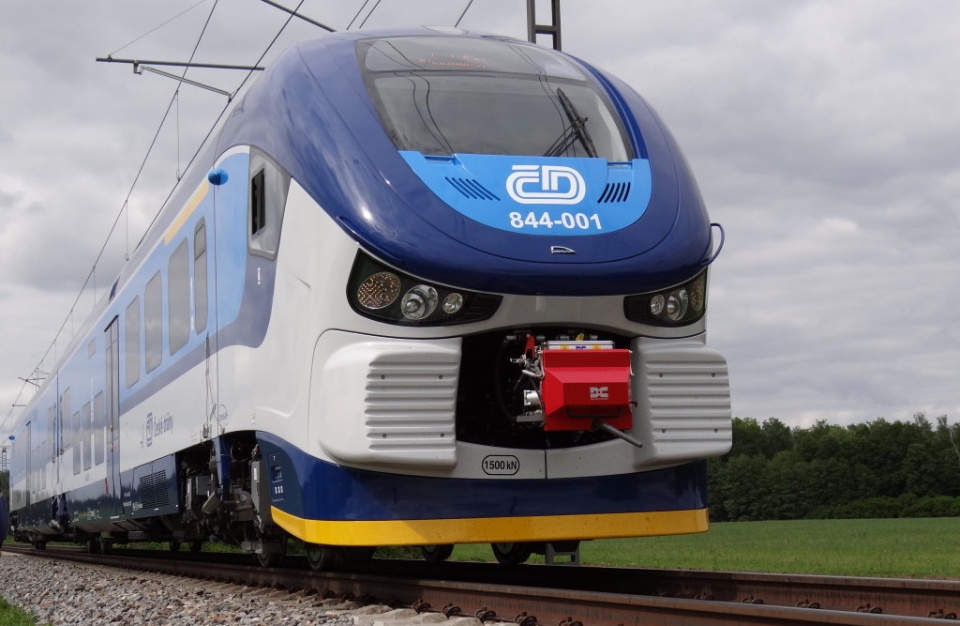 "LINK to najbezpieczniejszy pasażerski pojazd kolejowy z napędem spalinowym na Świecie" - zachwala swój produkt bydgoska PESA. Fot. pesa.pl