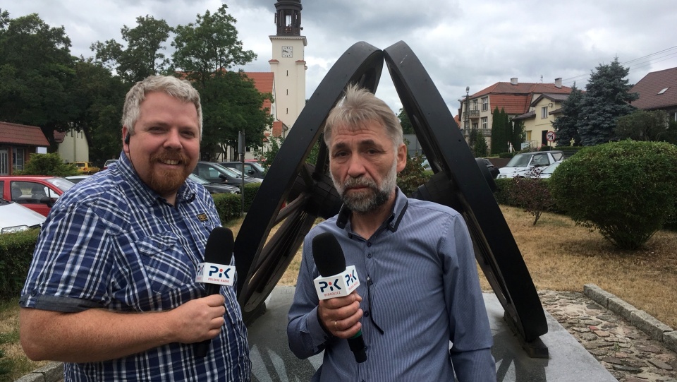 Relacje z Osia i okolic na antenie Polskiego Radia PiK przekazuje Michał Słobodzian. Fot. Krystian Makowski