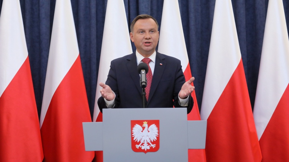 Prezydent Andrzej Duda podczas oświadczenia nt. referendum konsultacyjnego dotyczącego konstytucji. Fot. PAP/Paweł Supernak