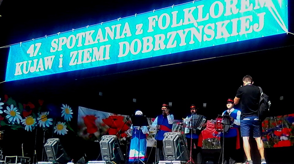 Niemal 50 zespołów i solistów ludowych zaprezentowało się w trakcie festiwalu w Ciechocinku. Fot. Andrzej Krystek