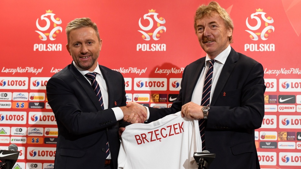 Na zdjęciu od lewej Jerzy Brzęczek, nowy selekcjoner polskiej reprezentacji piłkarskie oraz Zbigniew Boniek, prezes PZPN. Fot. PAP/Piotr Nowak