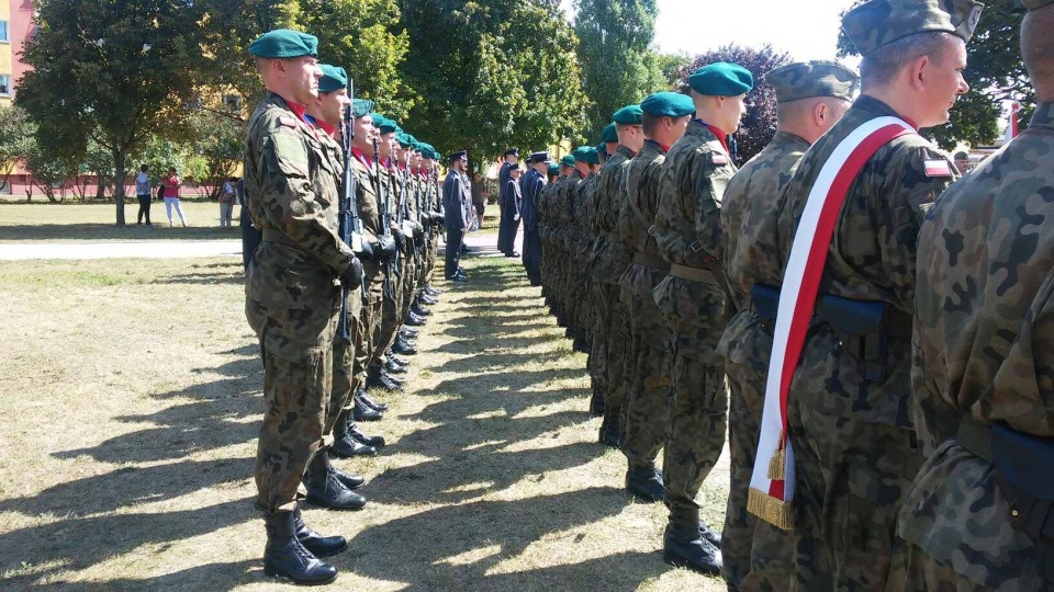 Uroczystości rocznicowe przy pomniku Lotników Ziemi Bydgoskiej poległych na frontach II Wojny Światowej. Fot. Damian Klich