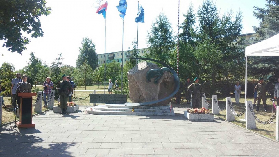 Uroczystości rocznicowe przy pomniku Lotników Ziemi Bydgoskiej poległych na frontach II Wojny Światowej. Fot. Damian Klich