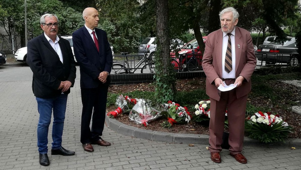 Uroczystości odbyły się przed siedzibą krajowej Spółki Cukrowej w Toruniu. Fot. Michał Zaręba