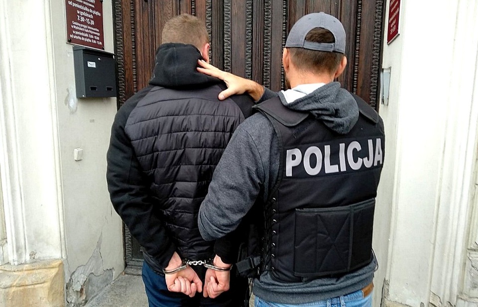 Prowadzona od kilku miesięcy praca policjantów bydgoskiej komendy doprowadziła do zatrzymania 6 mężczyzn. Fot. KWP w Bydgoszczy